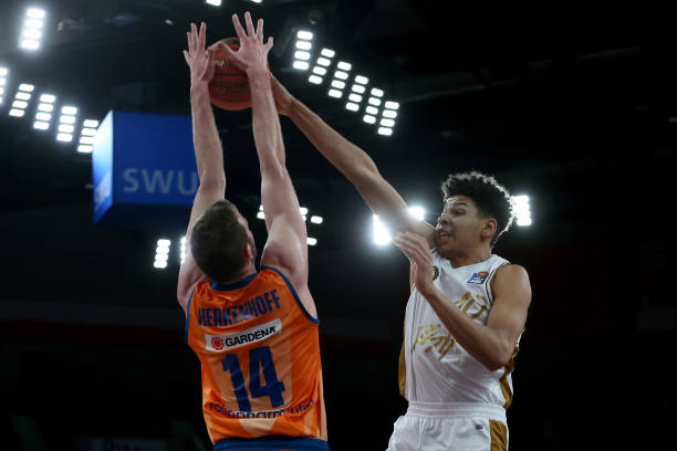 的出色表现 的出色表现