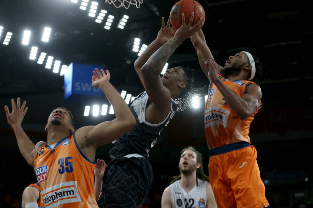 红牛集团倾 红牛集团倾